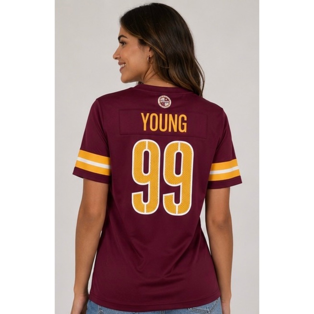 NWT Women's Large Chase Young #99 Washington Commanders Nike Legend Jersey NFL - Picture 2 of 8